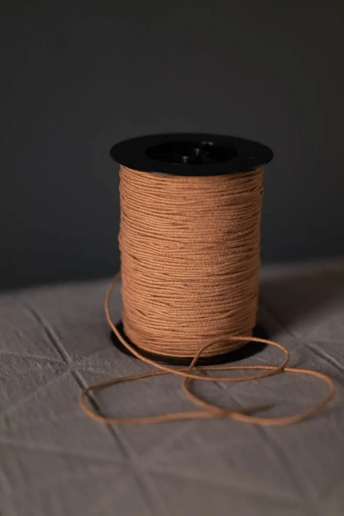 2Mm Recycled Cotton Elastic In Tan – Merchant & Mills (Per Meter) 1