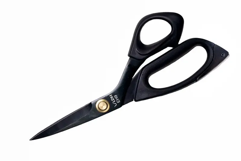 9-Inch Midnight Ergonomic Pinking Shears – Comfort-Grip Fabric Scissors From Ldh 1