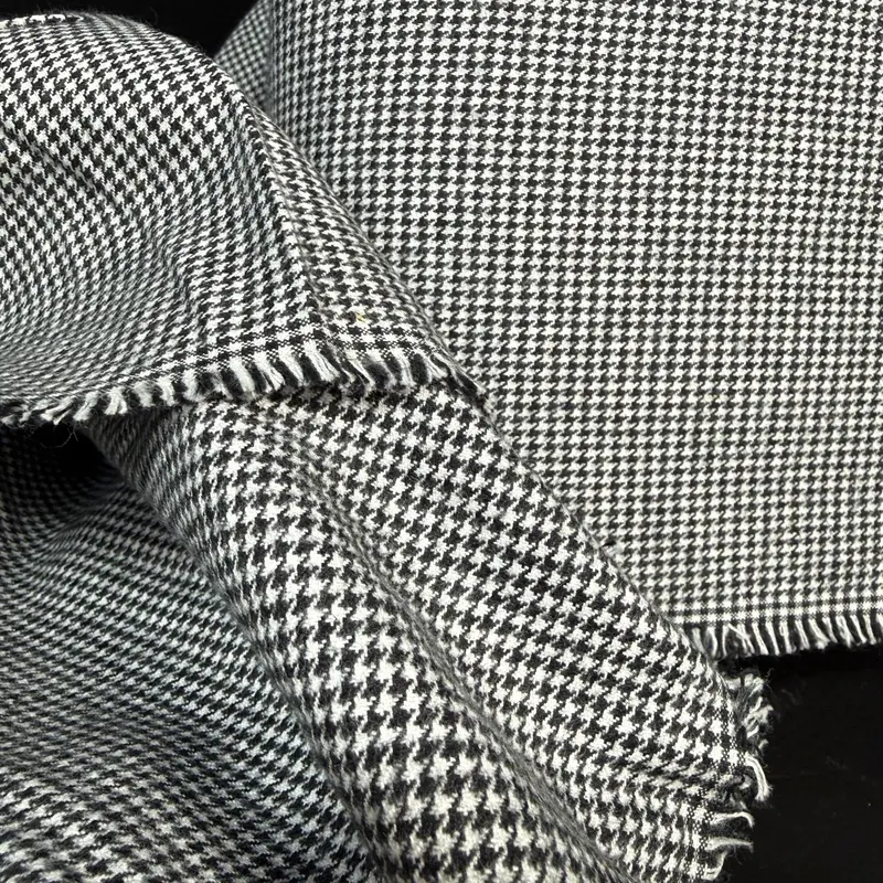 Black-And-White Checkered Flannel Fabric – Vintage Deadstock 1