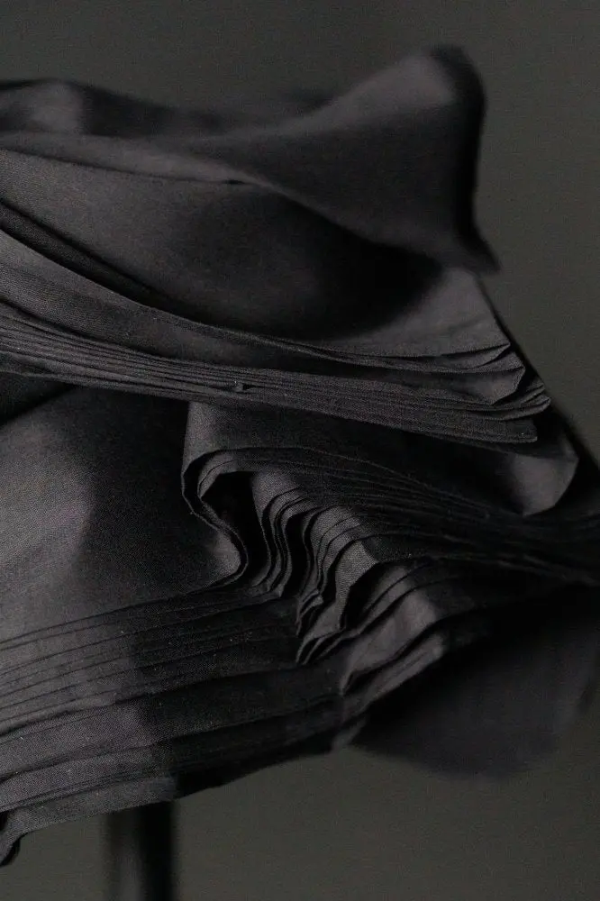 Black Cotton Muslin Fabric – Natural Unbleached Base Cloth For Sewing (Merchant & Mills) 1