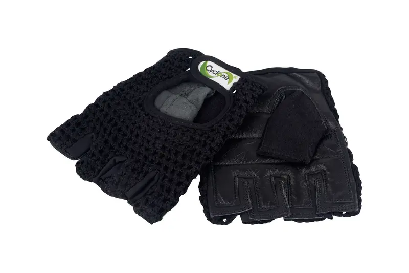Crochet-Style Cycling Gloves For Comfort And Grip 1