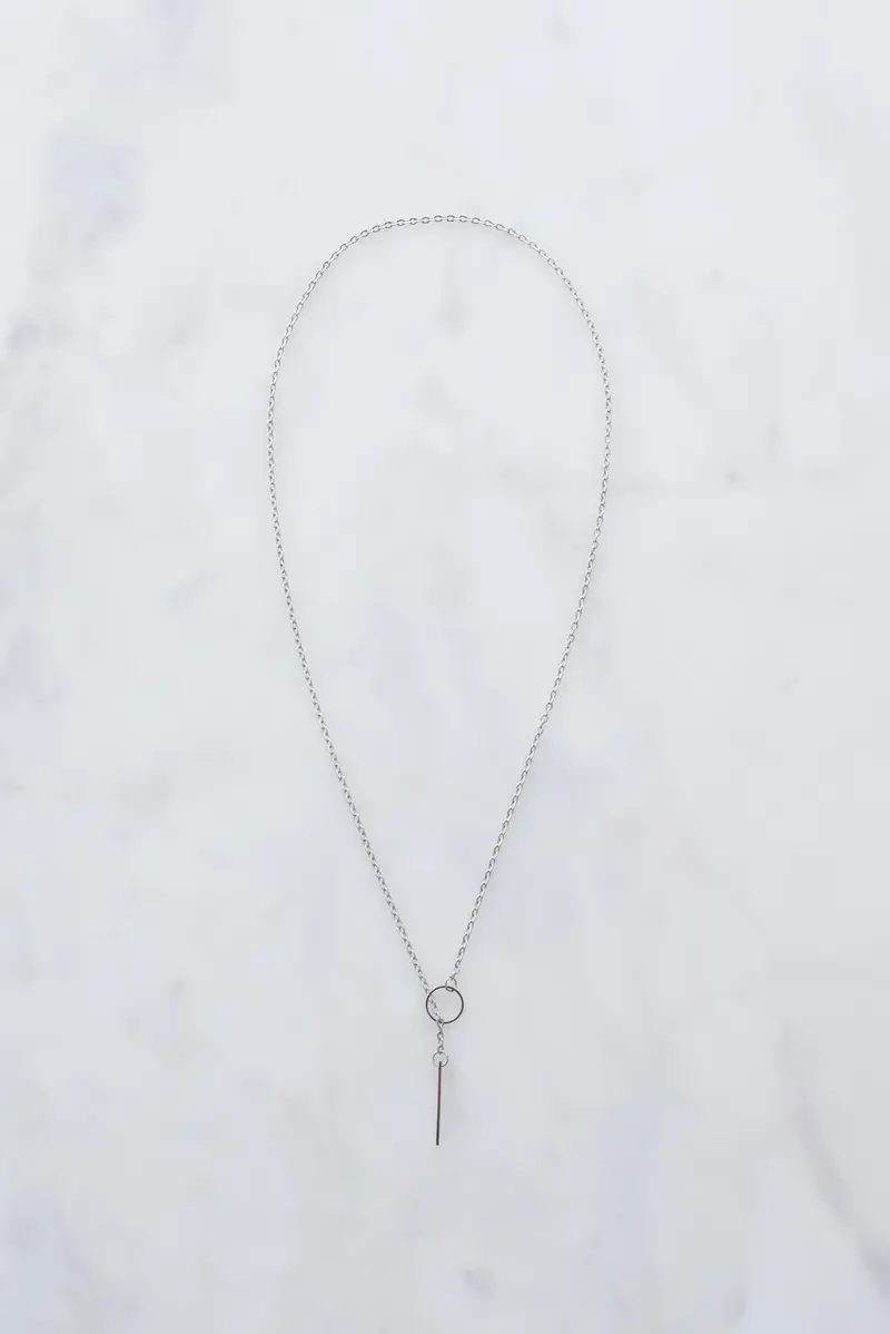 Dainty Silver Threader Necklace 1