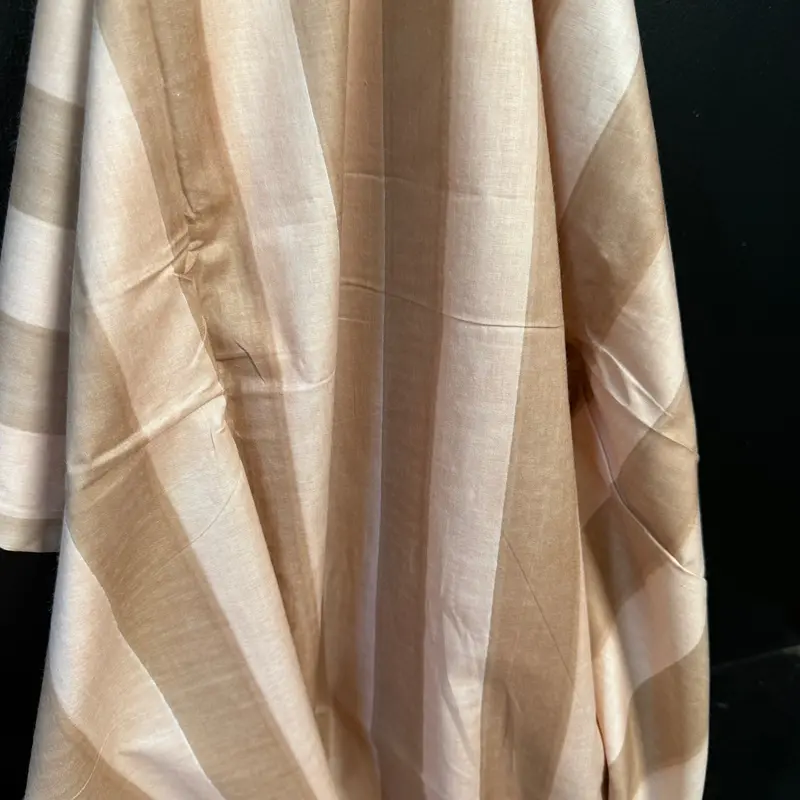 Earth & Light Salmon Bold Line Bagru Cotton Fabric – Traditional Indian Screen Print 1