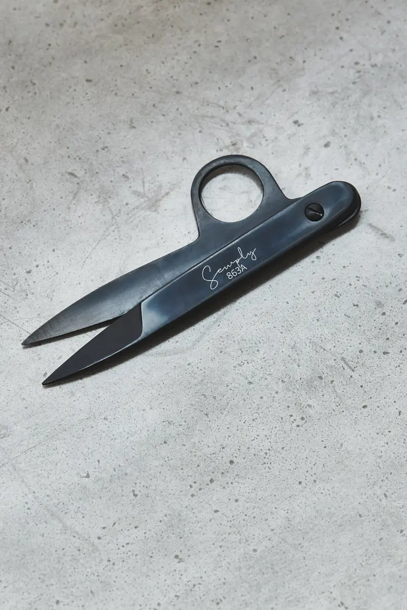 Ergonomic Thread Clipper Tool – Matte Black Or Polished Steel, Sewply 1
