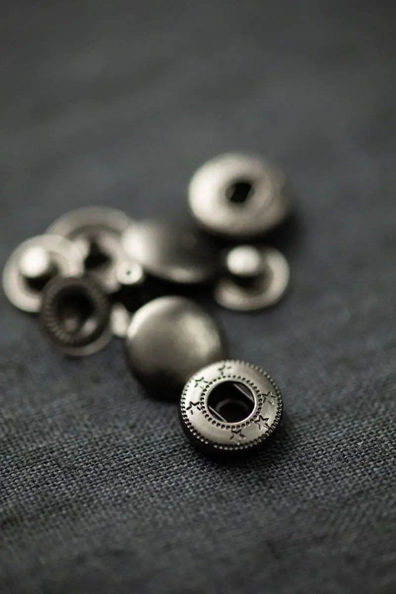 Gunmetal 14Mm Metal Snap Set – Merchant & Mills (20-Piece Pack) 1