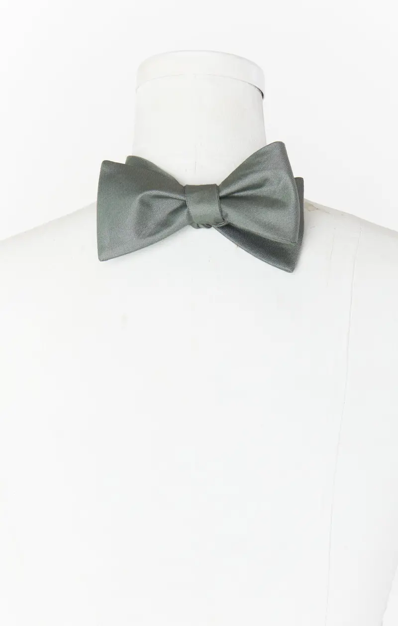 Josh Solid Bow Tie In Deep Sage 1