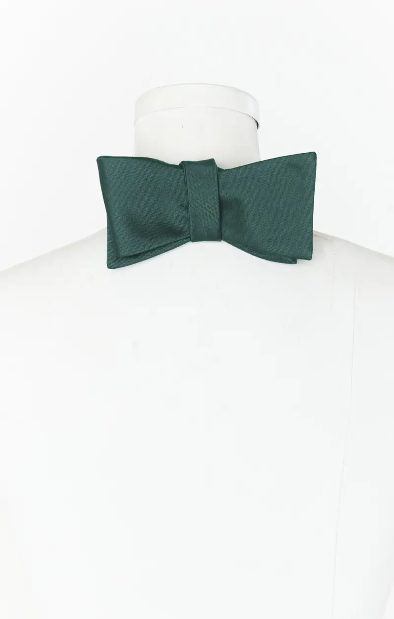 Josh Solid Bow Tie In Emerald Green 1