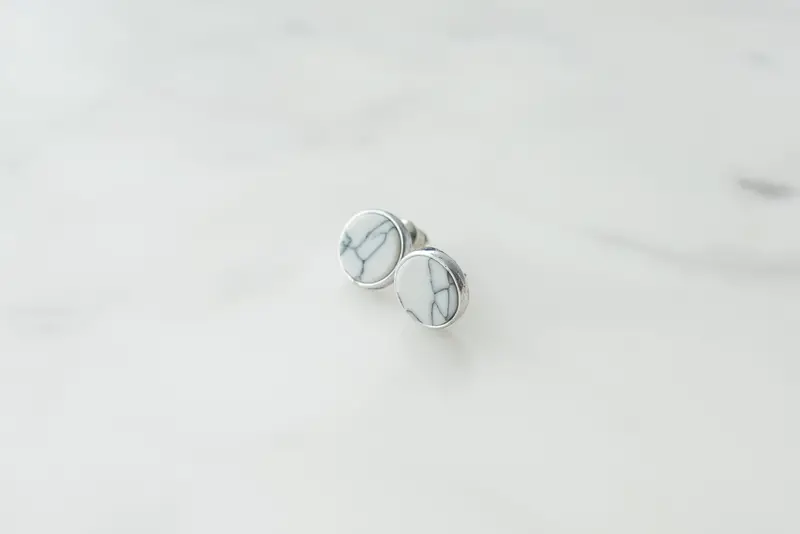 Marble-Effect Stud Earrings 1