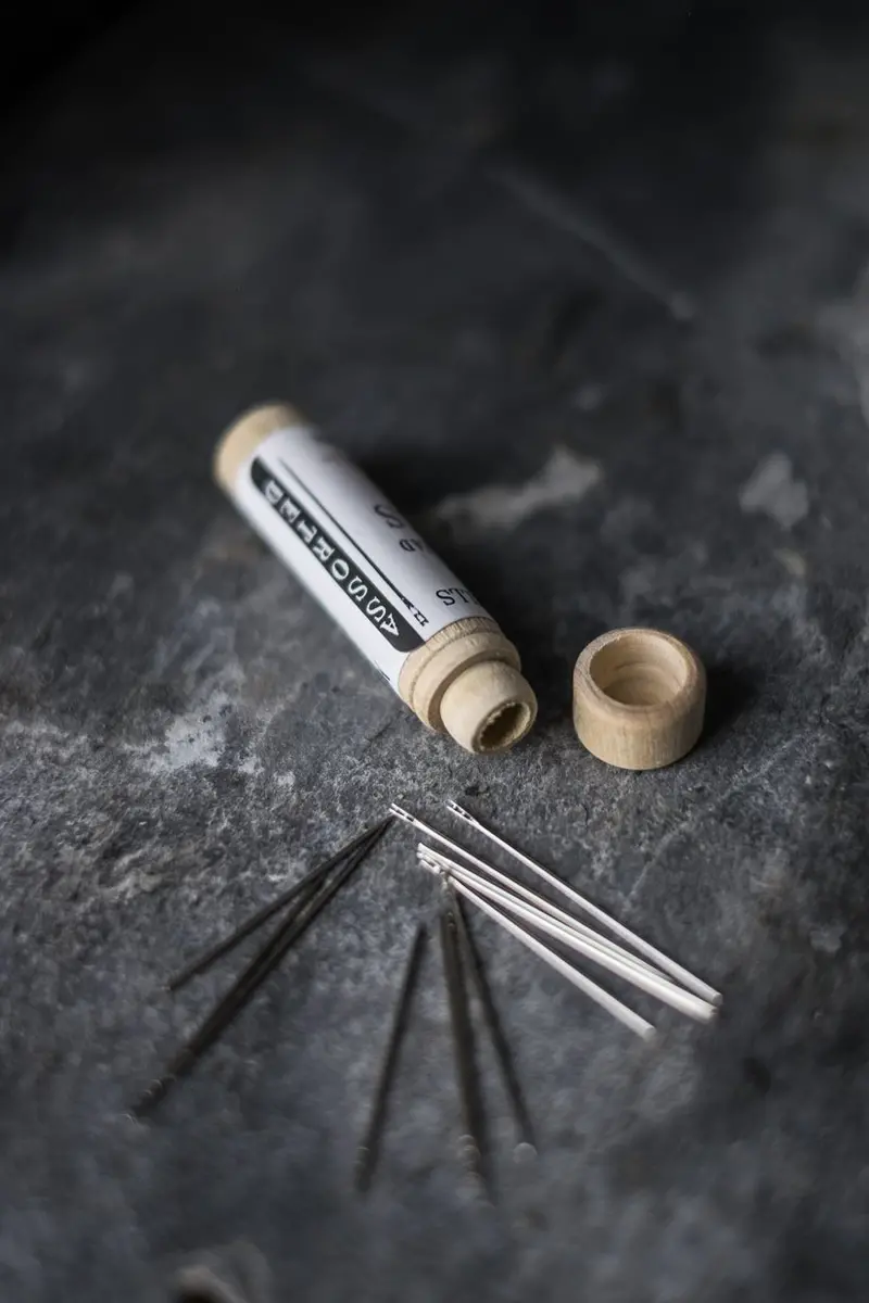 Merchant & Mills Easy-Thread Needles With Oversized Eyes 1