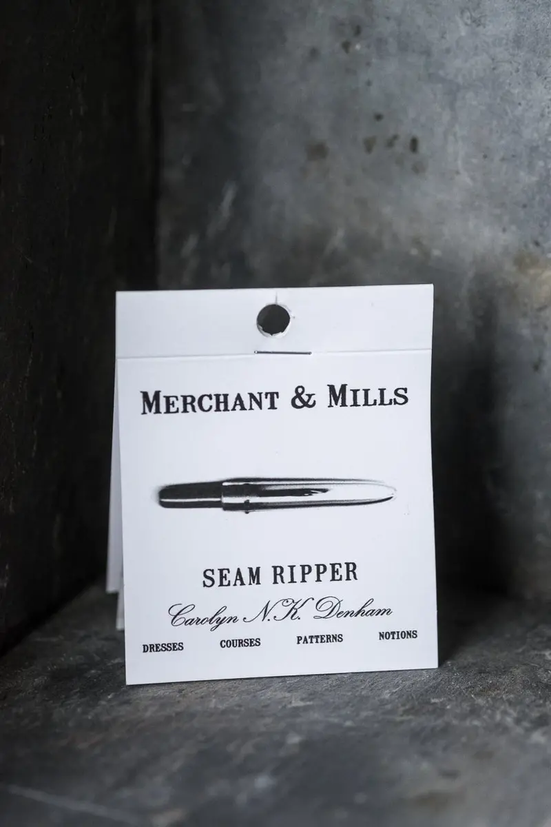 Merchant & Mills Ergonomic Seam Ripper For Clean Seam Removal 1
