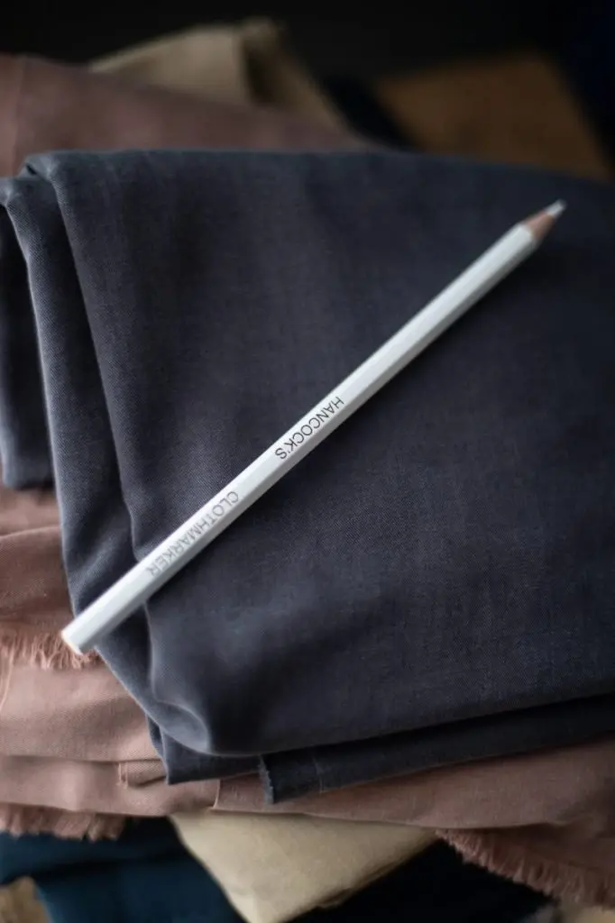 Merchant & Mills White Chalk Pencil For Light-Colored Materials 1