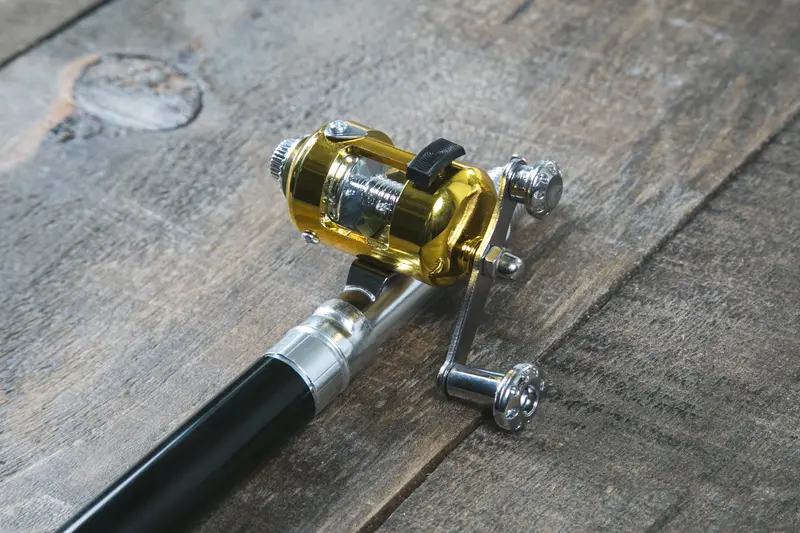 Modern Lightweight Fishing Rod With Spinning Reel 1